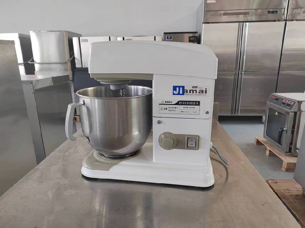 What is the environmental performance of the vertical dough mixer?